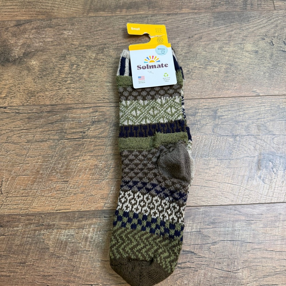 Solmate Socks Small Mismatched Recycled Merino Wool Blend Crew Socks Green Brown